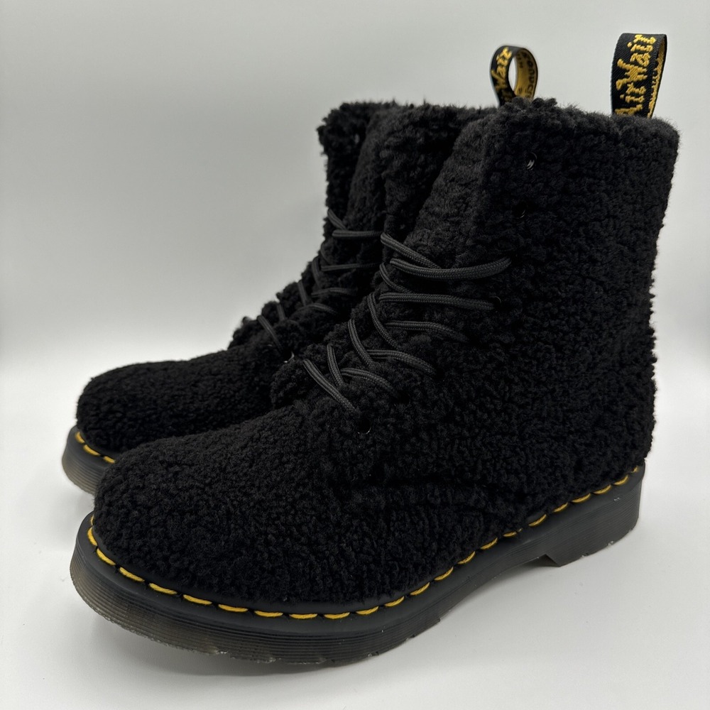 Dr. Martens 1460 Pascal Boots Women's Size 8 Black Fur Teddy